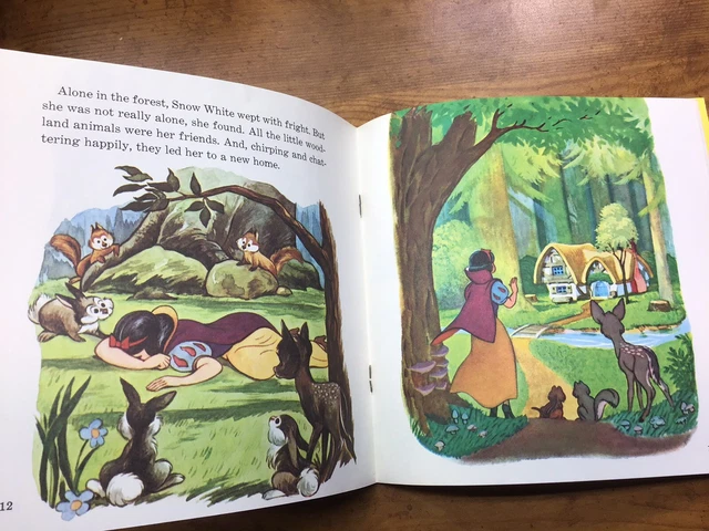 WALT DISNEY'S SNOW White And The Seven Dwarfs Read Along Book and ...