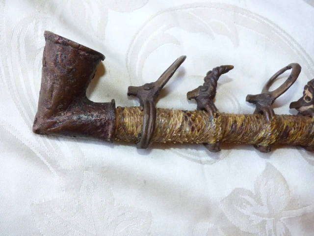Pipe Rituelle Africaine Ancienne - Bois Et Bronze - Sculpture Ethnique Fait Main