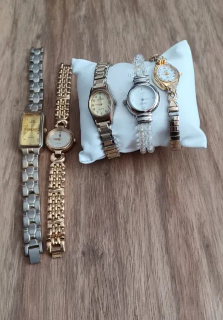 5 alte Damen Armbanduhren defekt als Ersatzteile  Konvolut