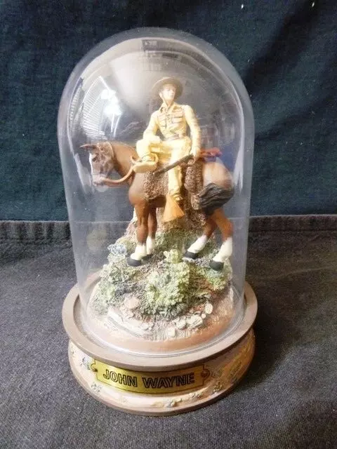 Franklin Mint John Wayne Figurine – Big Trail -