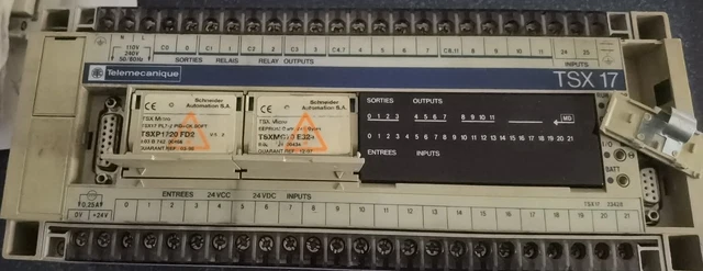 Lot D'automates Programmables Schneider / Télémécanique - TSX17 13428 + MC70 E324 + DEF 812 - Occasion Parfait état