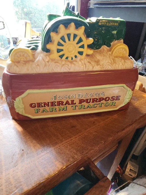 John Deere 1924 Model D General Purpose Tractor Ceramic Cookie Jar by Gibson