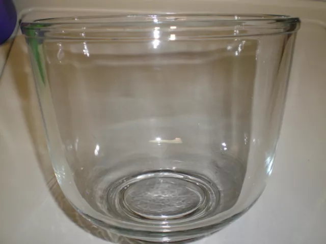 https://www.picclickimg.com/oIEAAOxygPtSxLgL/New-Sunbeam-Mixer-Oster-Kitchen-Center-Small-Glass.webp