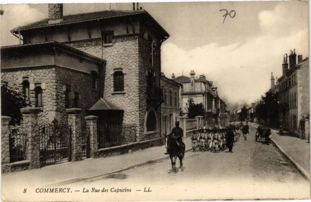 CPA Commercy-La Rue des Capucins (184174)