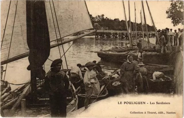 CPA Le POULIGUEN - Les Sardiniers (222254)