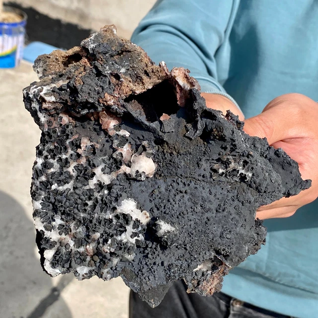 2.5LB Black carbon and sand mixed in quartz crystal cluster-AE917 6