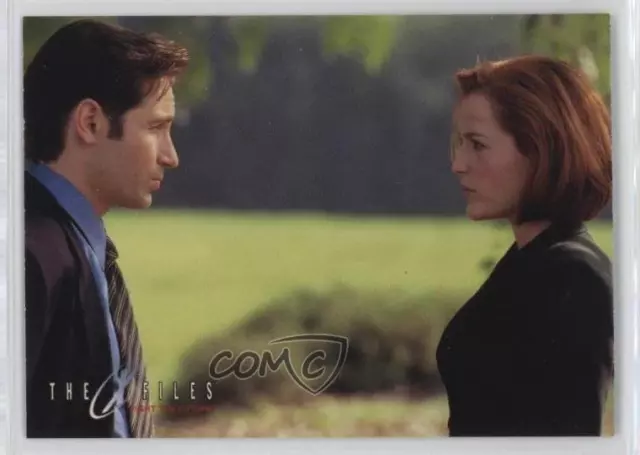 1998 Topps X-Files Fight the Future Reinvested #59 0su9