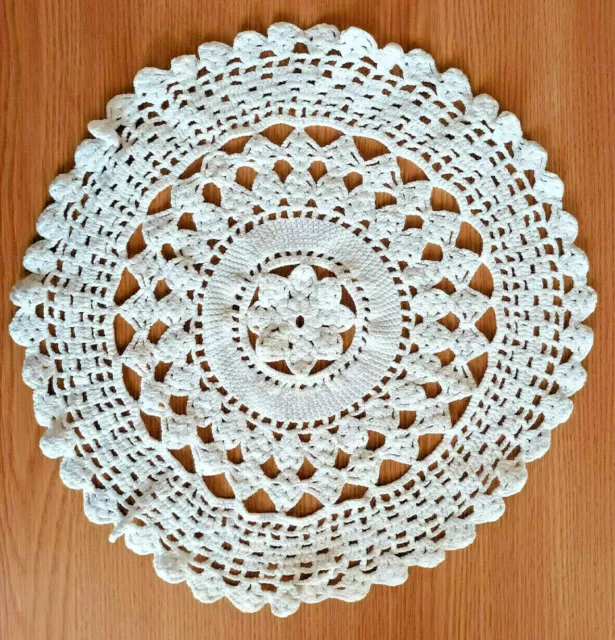 Vintage Rare Beautiful Hungarian Hand Crochet Lace Tablecloth Hand-Embroidery