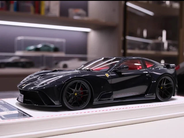 1:18 DAVIS & Giovanni Ferrari F12 Novitec N-Largo S Rosso