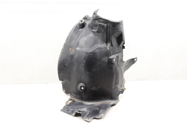 08-11 MERCEDES-BENZ C350 - Front LEFT Fender Liner / Splash Guard (Rear Part)