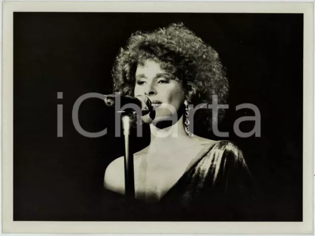 1985 ca ITALIA MUSICA - Ornella VANONI Ritratto della cantante - Foto 24x18 (9)