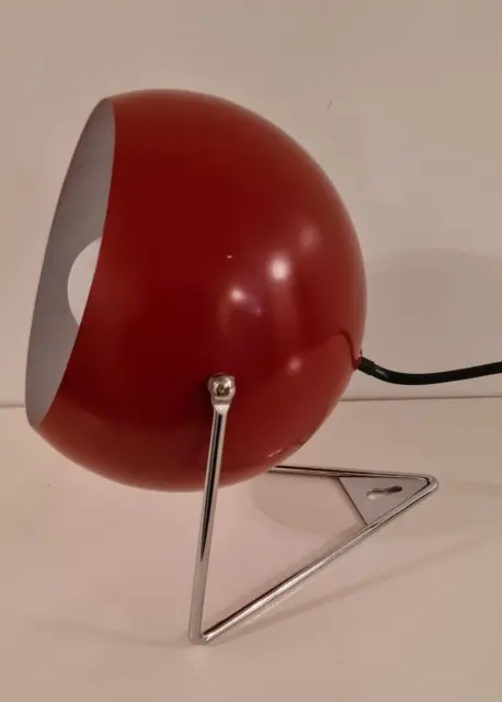 Lampe rouge vintage  de table ou murale  réglable en métal, Design du XXème / FR