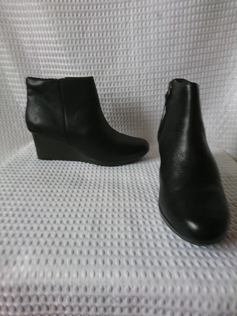 Clarks Collection Black Leather Wedge Heel Womens Ankle Boots Uk 8E-Wide Fit