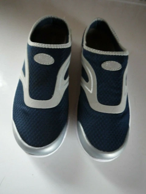 SCRUBS RX SLIP on shoes Womens size 6.5 Red White Comfort Nursing
