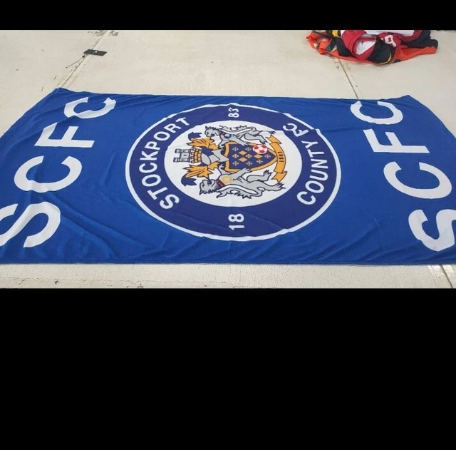 STOCKPORT COUNTY BEACH towel £24.00 PicClick UK