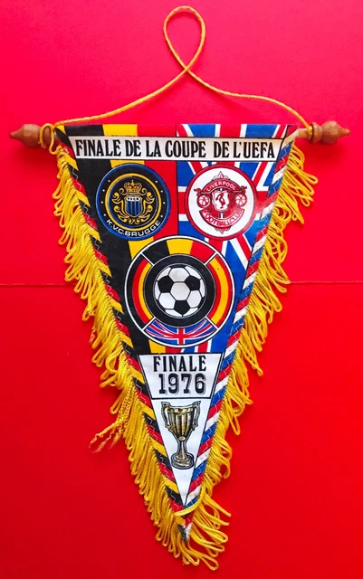 Fanion Coupe UEFA 1999 FC Metz - Étoile Rouge Belgrade - 9x11cm