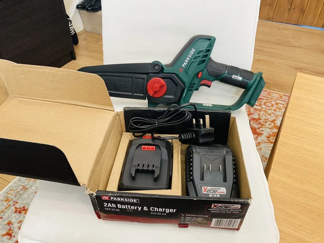 Parkside PGHSA 20V Cordless Wood Cutter - 16cm Cut, 2Ah Battery & Charger Included, Wall Mount