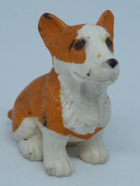Lomonosov Porcelaine Figurine chien CANICHE NOIR JOUANT
