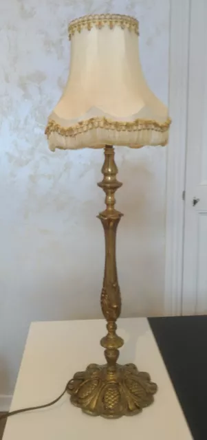 Lampe ancienne en bronze / laiton