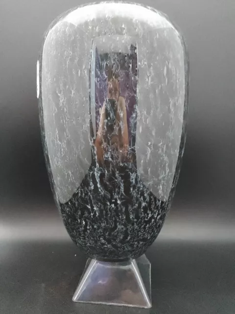 Grand et beau vase gris transparent en cristal signé La Rochère Verrerie d'ART