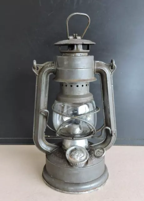 alte Feuerhand Petroleumlampe Laterne 175 Super Baby W.Germay / Jenaer Glas