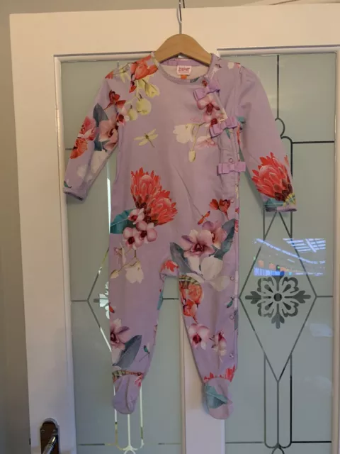 Tuta da pigiama Ted Baker viola floreale camaleonte età 12-18 mesi