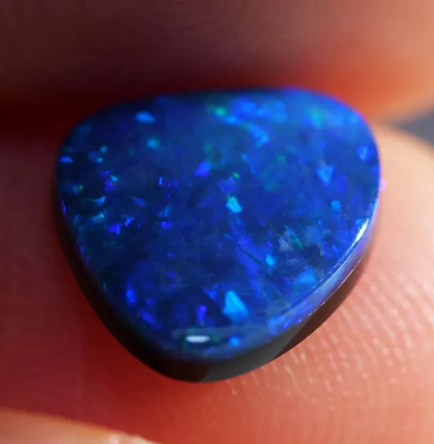 Beautiful Australian Opal Doublet 10x9x2.3 mm