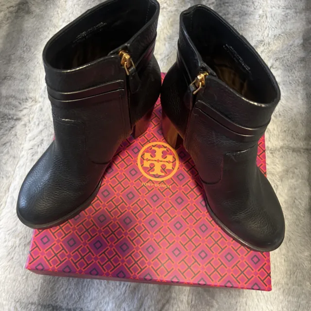 Tory Burch Leigh 90MM Lug Sole Bootie Black size 7.5