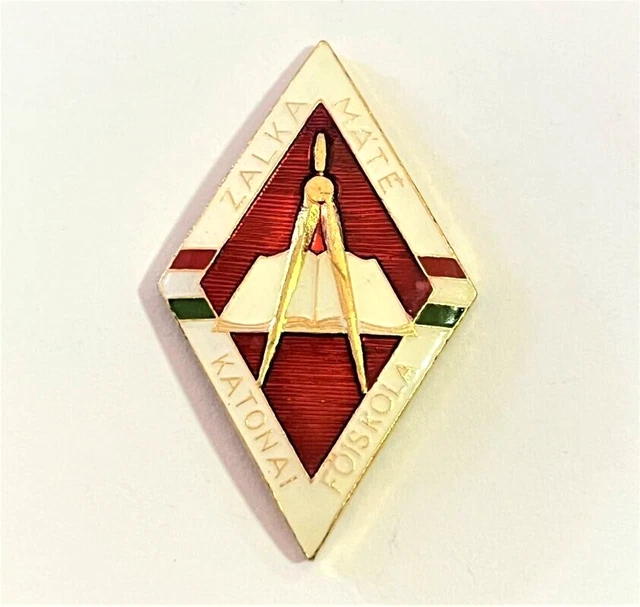 PEOPLE'S Republic Of Hungary. Zalka Máté Military College Badge ( Hun Badge 42)