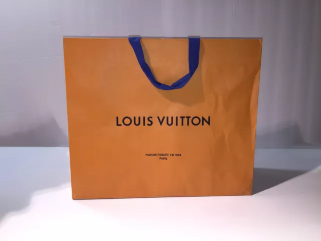 LOUIS VUITTON 8.5” x 7” X 4.5” Authentic Gift Paper Shopping Tote Bag Small