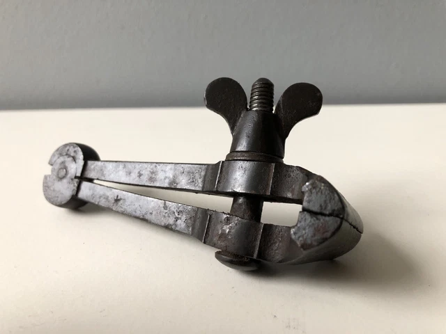 Pince / Petit étau à Main Pour Horloger Ou Bijoutier – Occasion En Bon état