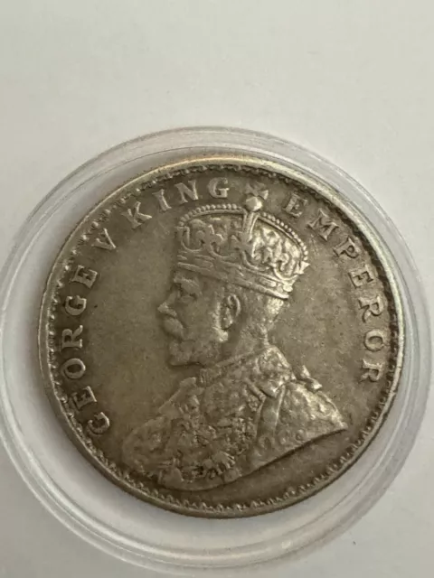 India One Rupee 1917 George V Coin, Silver. Very Good Condition