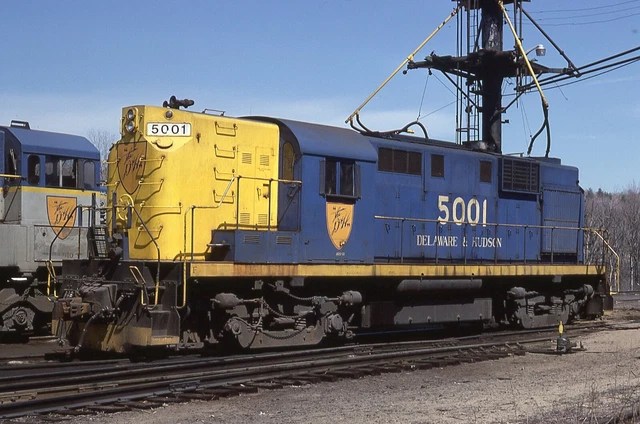 Delaware & Hudson Railroad     #5001    Original Kodachrome  Slide