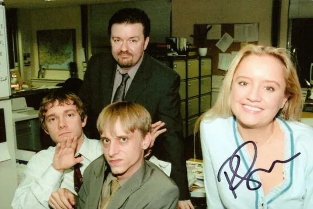 Ricky Gervais Signed 6x4 Photo David Brent The Office Genuine Autograph + COA