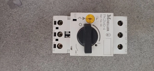 Eaton PKZM0-2,5 Motor-Protective Circuit Breaker Motorschutzschalt. XTPR2P5BC1NL Eaton PKZM0-2,5 Motor-Protective Circuit Breaker Motorschutzschalt. XTPR2P5BC1NL