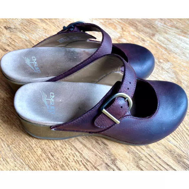 Dansko martina sales wine