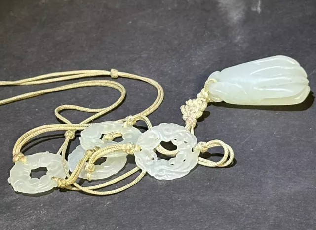 Chinese White Jade Buddha’s Hand Citron Carving Necklace Pendant QING 19TH C