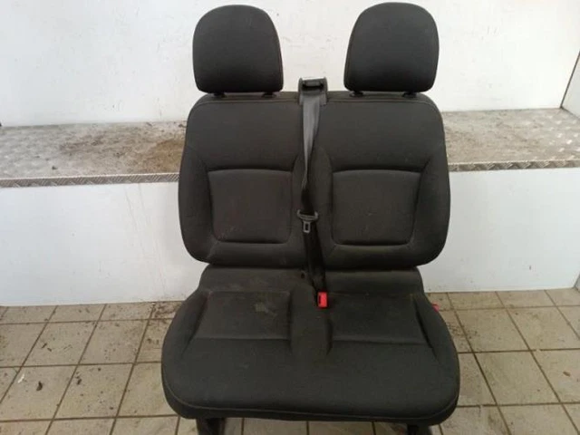 876202773R - Siege avant droit (banquette double) TRAFIC 3 COURT PHAS/R