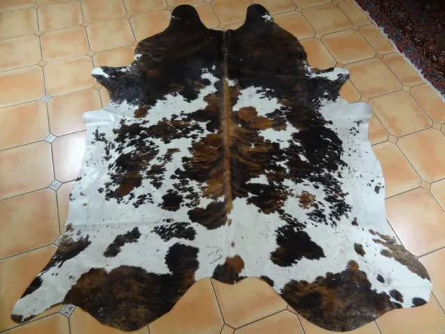 Tricolor Cowhide Rug Large Cow Skin Cow Hide Premium Brazilian Leather Rugs 5x7