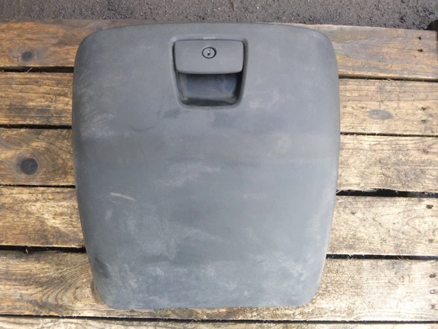 Cache Œillet De Remorquage Pour Fiat Ducato / Citroën Jumper / Peugeot Boxer (2006-2014) - Pièce 1611707280 - Plastique Gris, Installation Facile