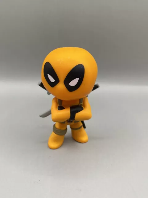Marvels Deadpool Rare Orange Funko Mystery Mini Bobble Head Hot Topic Exclusive