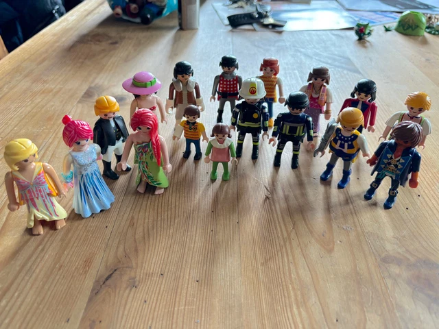 Gros Lot De 116 Personnages PLAYMOBIL - Vintage Et Moderne - Mix Complet