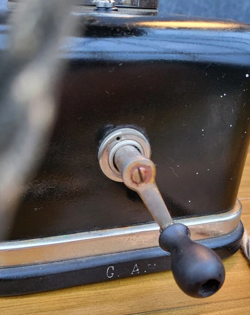 VINTAGE TISCHSTATION G.A.24 Telephone made in 1928 Switzerland by