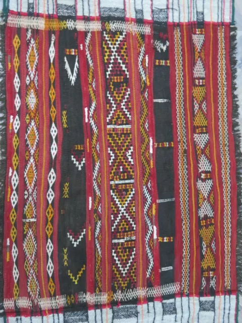 A SPLENDID OLD HANDMADE TRADITIONAL AZERBAIJAN ORIENTAL KILIM (130 x 72 cm)+