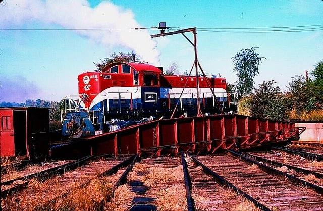 Original Kodachrome Slide Nysw Alco Rs-1 #252 Little Ferry, Nj October 11, 1981