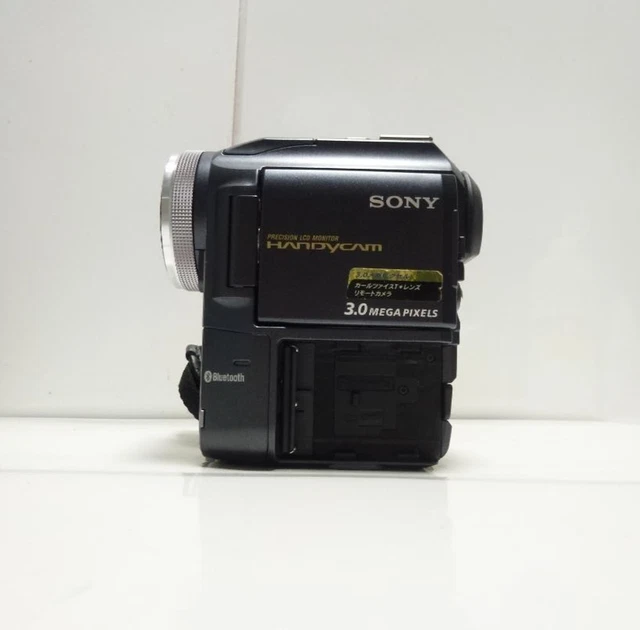 SONY DCR-PC300 COMPACT Digital Video Camera From Japan