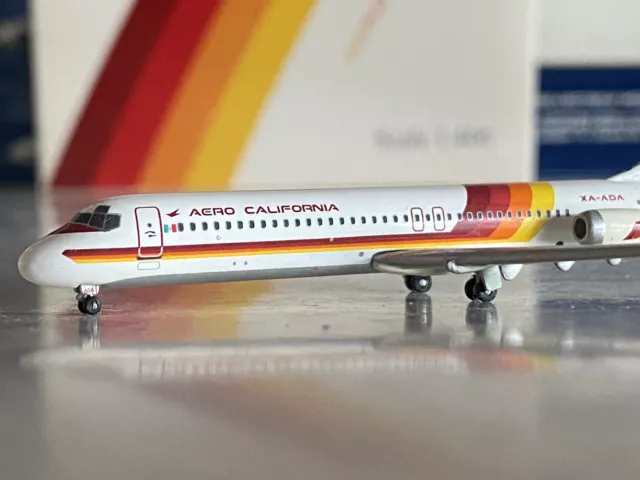 Gemini Jets Aero California Douglas DC-9-30 1:400 XA-ADA AJAC001 Aerojets 3