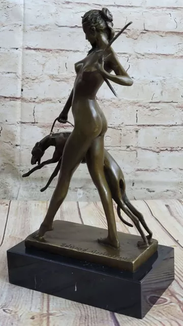 Hautfarben Kunst Deko Bronze Statue Original Mit Diana Die Jägerin Hunde Artwork 3