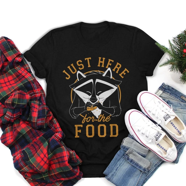 Disney Pocahontas Meeko Just Here For The Food Portrait T-Shirt Hot!!
