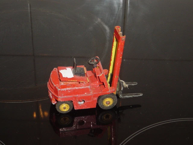 DINKY TOYS NO.404 Conveyancer Fork Lift Truck 1972 4.99 PicClick UK